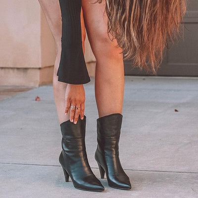 Jon Josef 2140063096495675123