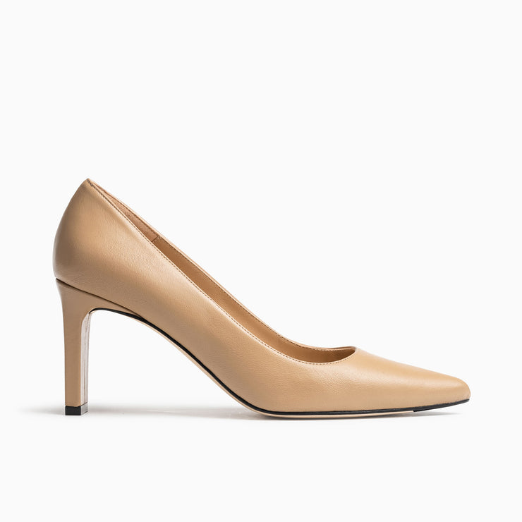 Jon Josef Perla Pump in Beige Leather